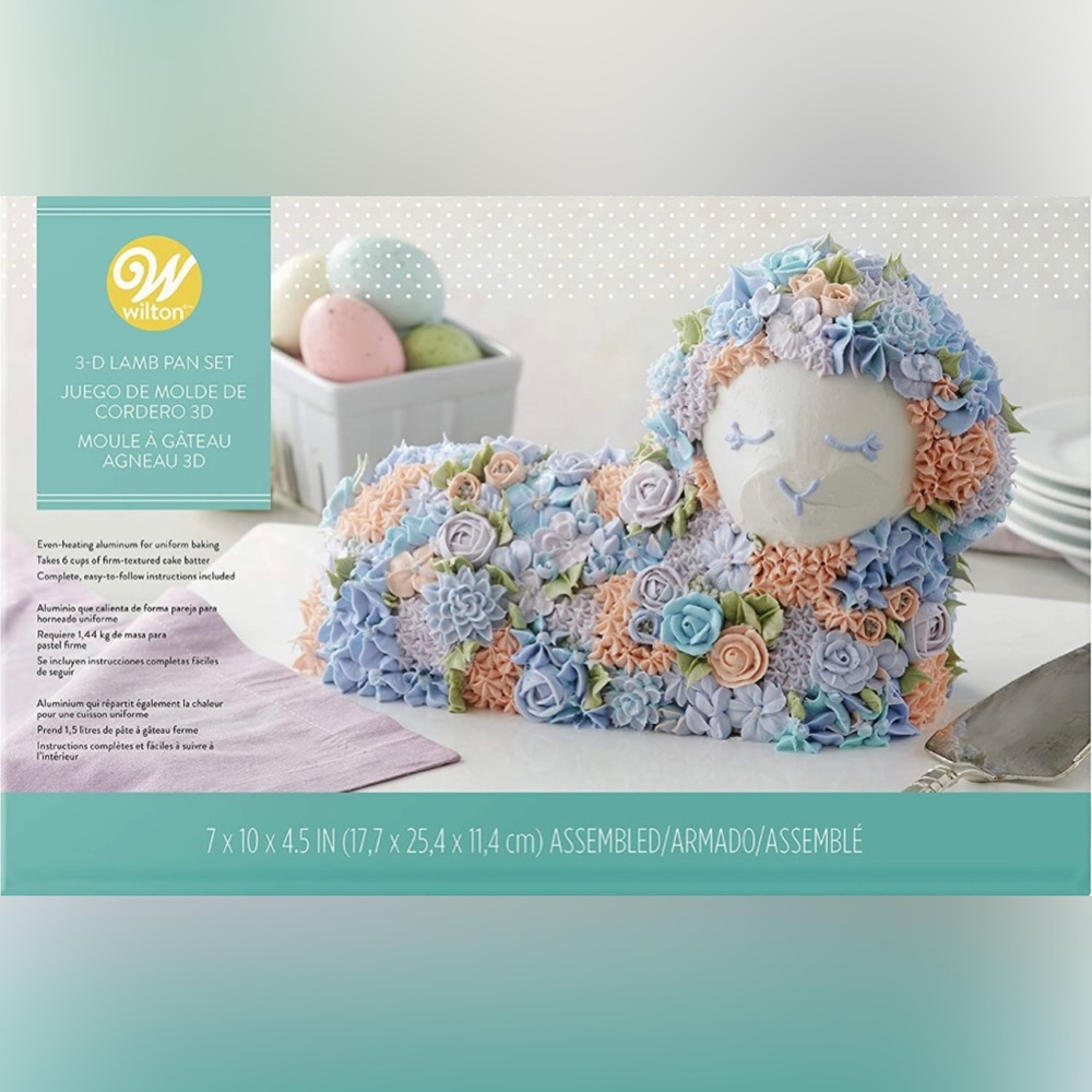 NWT Wilton 3D Lamb Cake Pan Set, 2-Piece